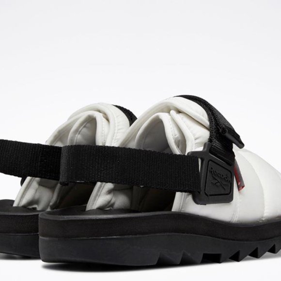 Reebok slippers BEATNIK